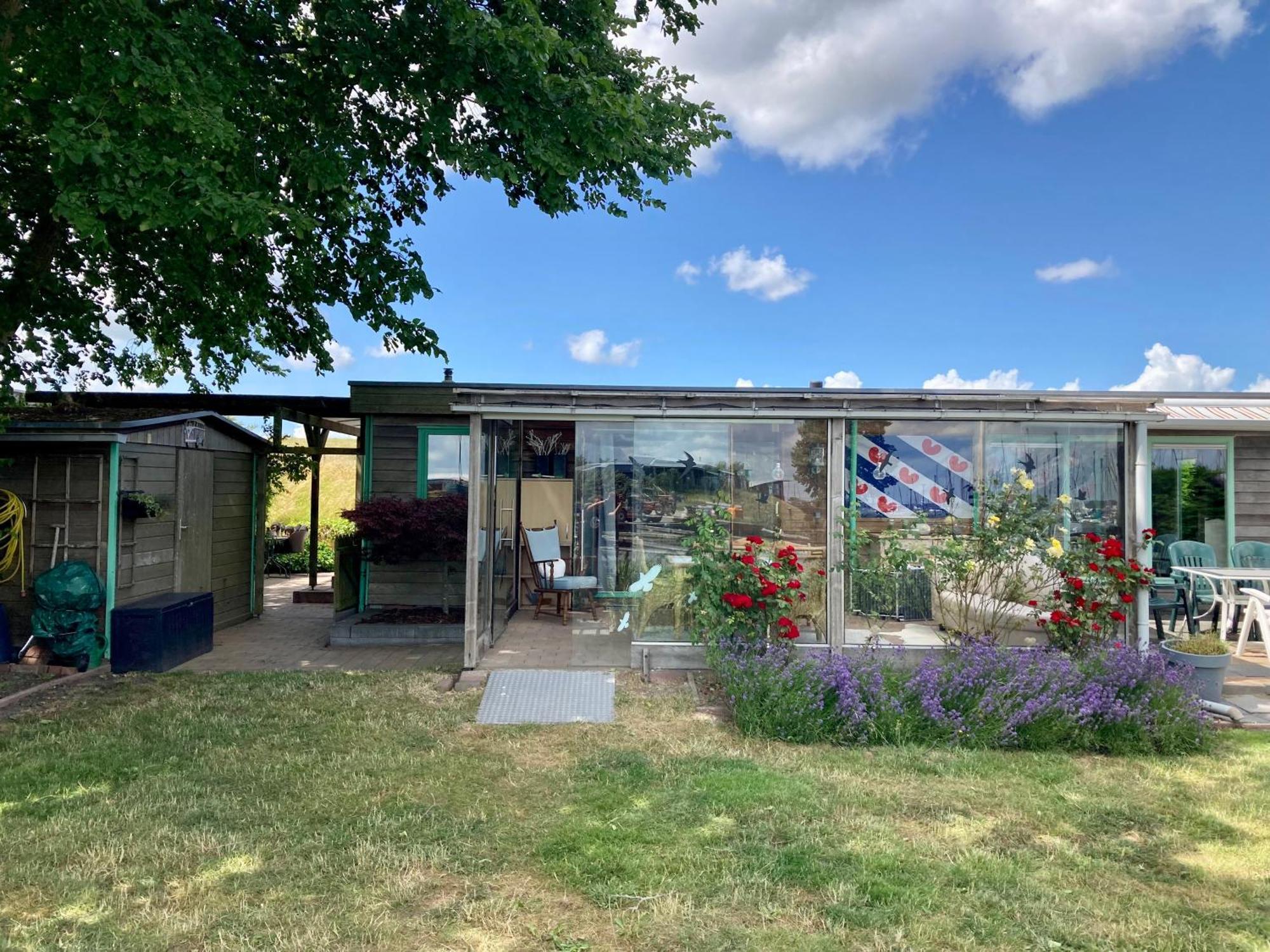 4 Pers Holiday Home Hilla With Winter Garden In Front Of The Dike Directly On The Lauwersmeer Anjum Kültér fotó