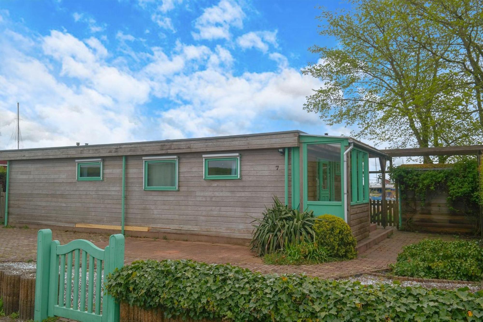 4 Pers Holiday Home Hilla With Winter Garden In Front Of The Dike Directly On The Lauwersmeer Anjum Kültér fotó