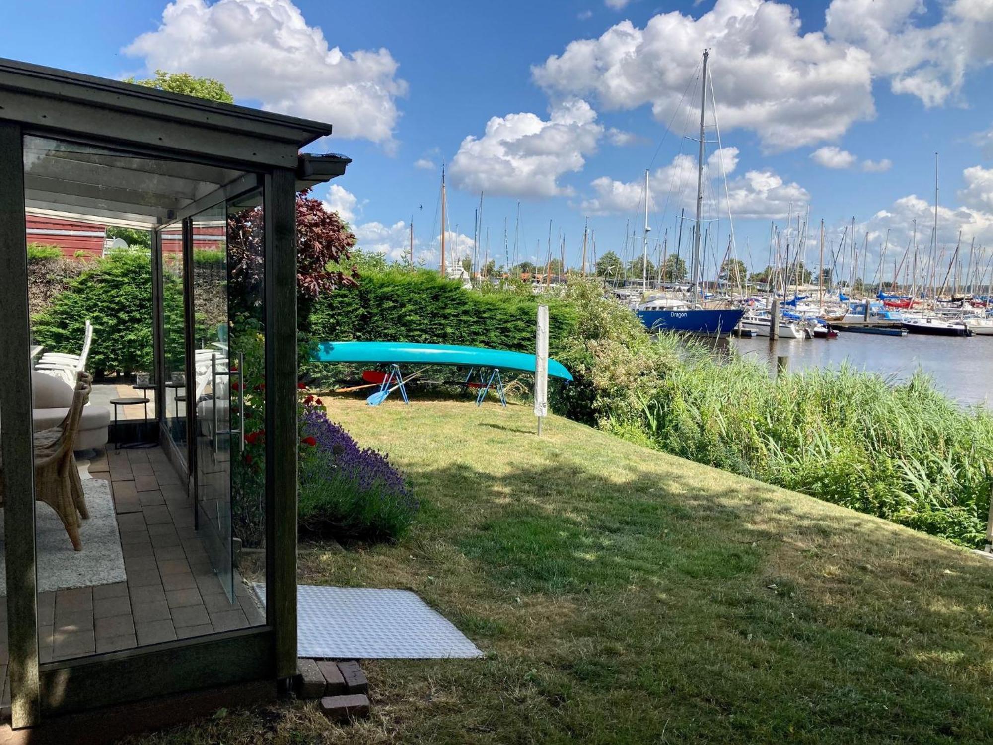 4 Pers Holiday Home Hilla With Winter Garden In Front Of The Dike Directly On The Lauwersmeer Anjum Kültér fotó